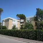 Flat Next To The In Pineda Appartement Bibione