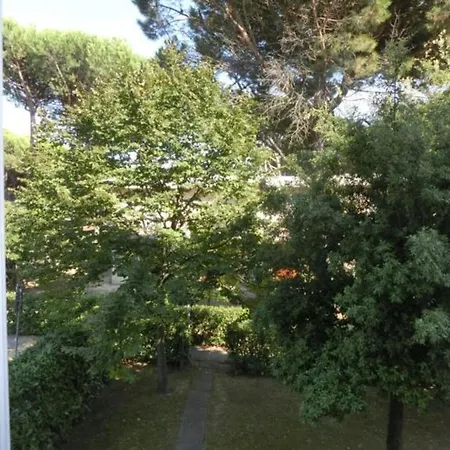 Nice Flat Next To The Beach In Bibione Pineda *