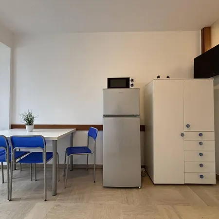 Appartement Flat Next To The In Pineda