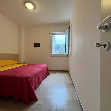 Appartement Flat Next To The In Pineda